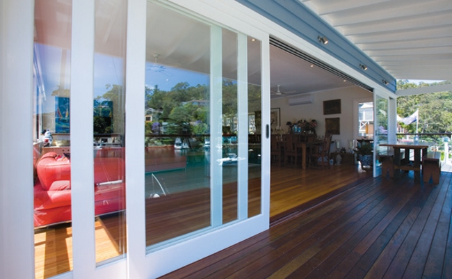 Al sliding door